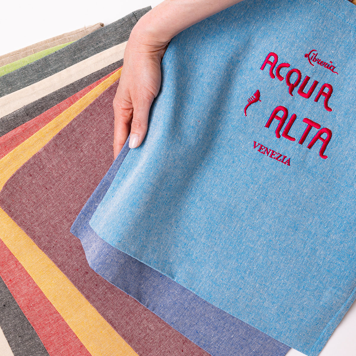 Shopper in cotone con ricamo - gruppo - Libreria Acqua Alta Venezia