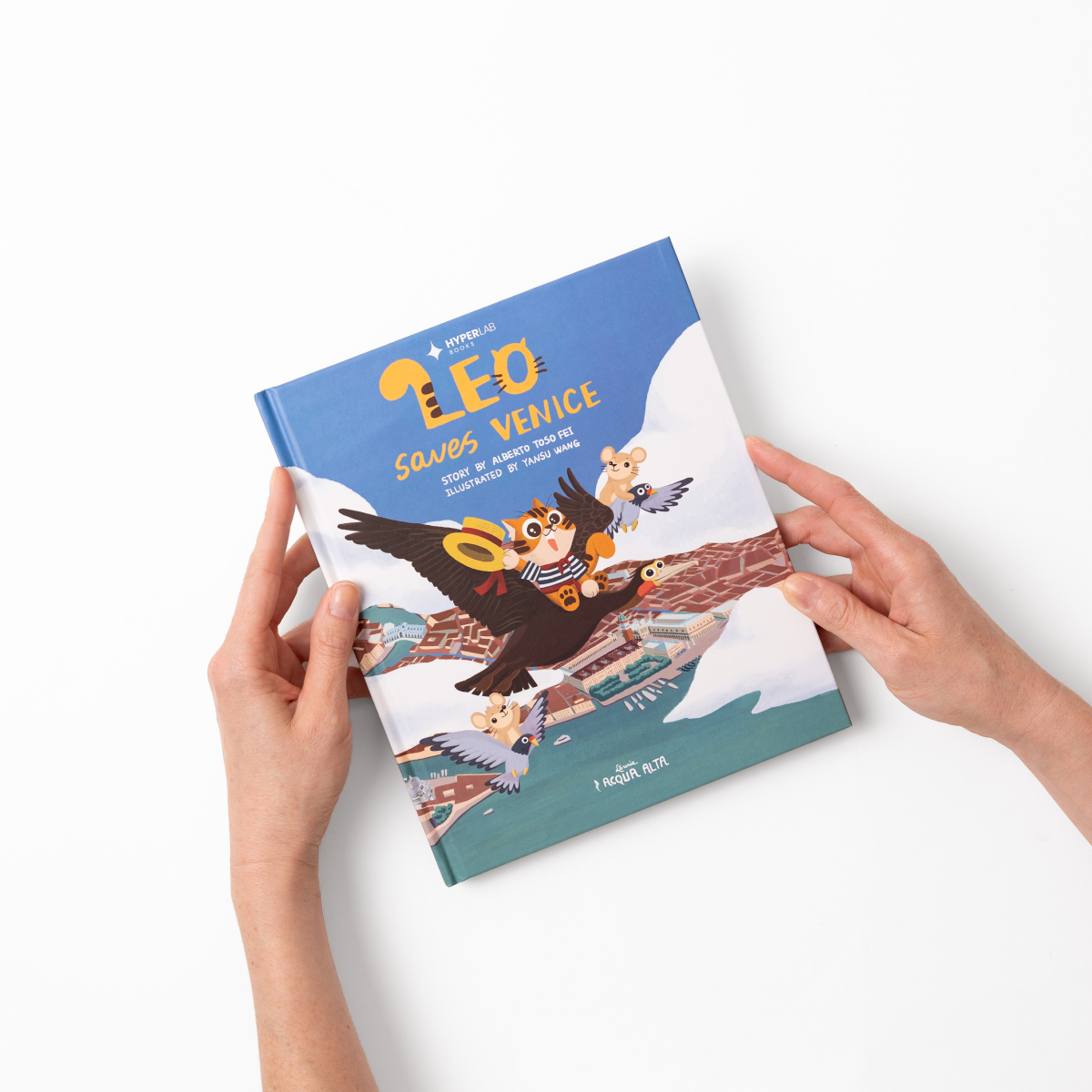 LeoSavesVenice_fronte_mani_wweb Leo Saves Venice - tra le mani | Libreria Acqua Alta