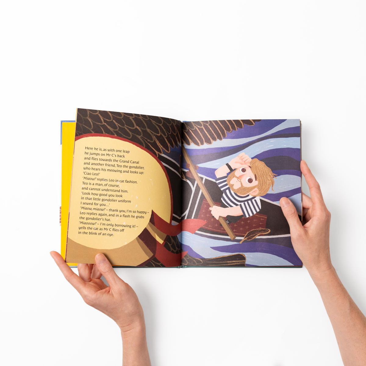 LeoSavesVenice_interno3_web Leo Saves Venice - mani | Libreria Acqua Alta