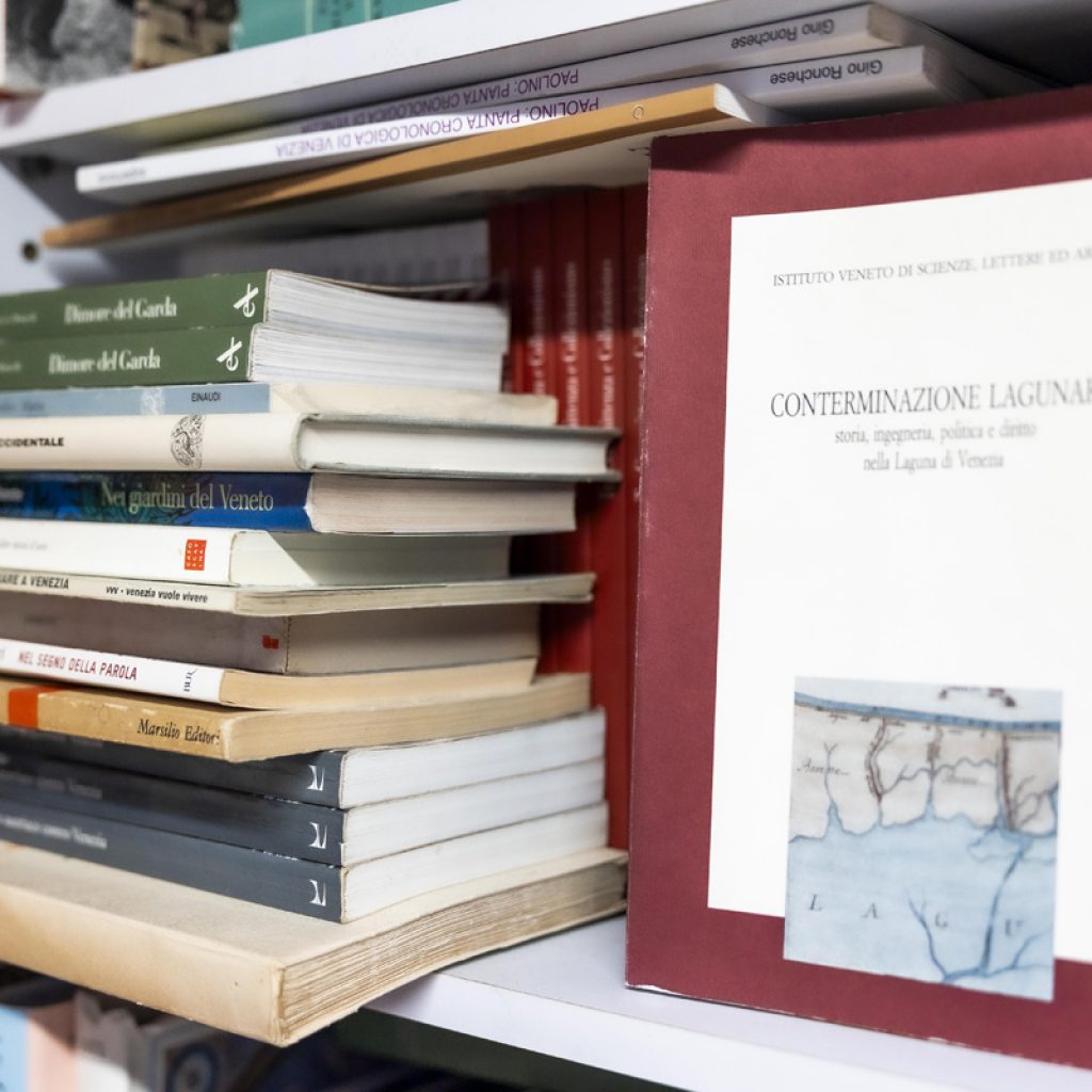 Libreria Acqua Alta Venezia